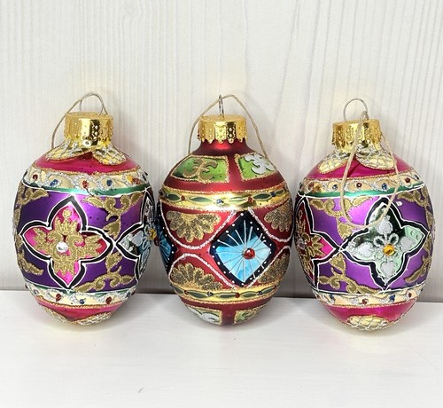Glass blown eggs hand - eggs,